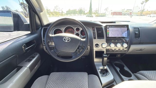 2013 Toyota Tundra Double Cab - Image 19