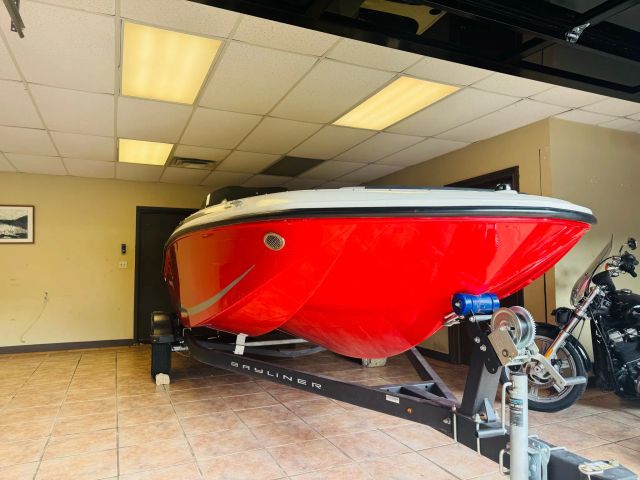 2023 Eiementm17 Boat - Image 3