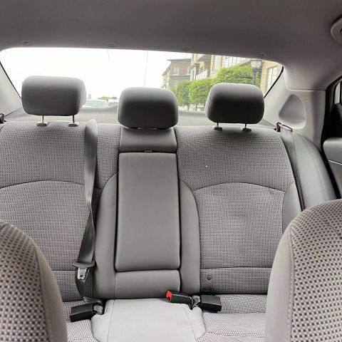 2011 Hyundai Sonata Gls Sedan 4d - Image 25