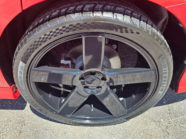 2018 Dodge Charger - Image 11