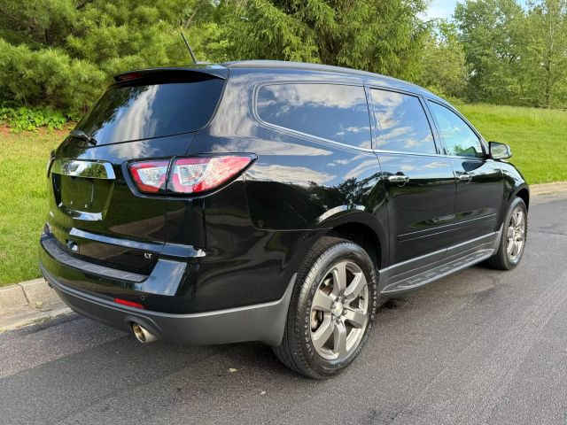 2017 Chevrolet Traverse Lt Sport Utility 4d - Image 14