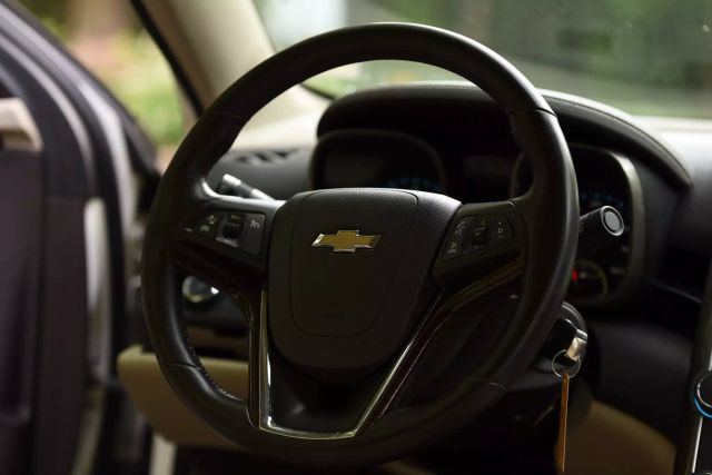 2013 Chevrolet Malibu - Image 19
