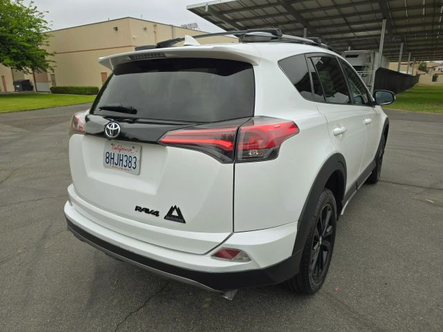 2018 Toyota Rav4 - Image 8