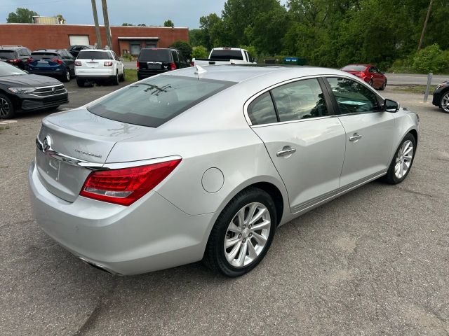 2014 Buick Lacrosse - Image 13