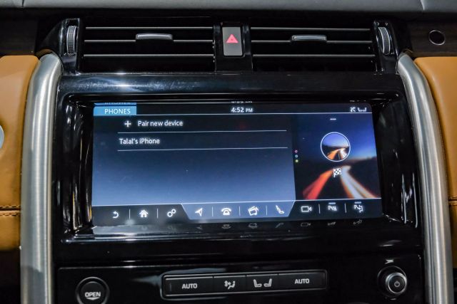 2019 Land Rover Discovery Hse Luxury Sport Utility 4d - Image 25