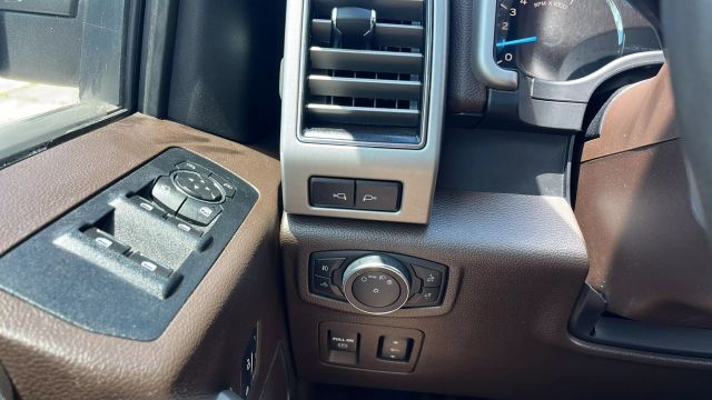 2018 Ford F150 Supercrew Cab - Image 27