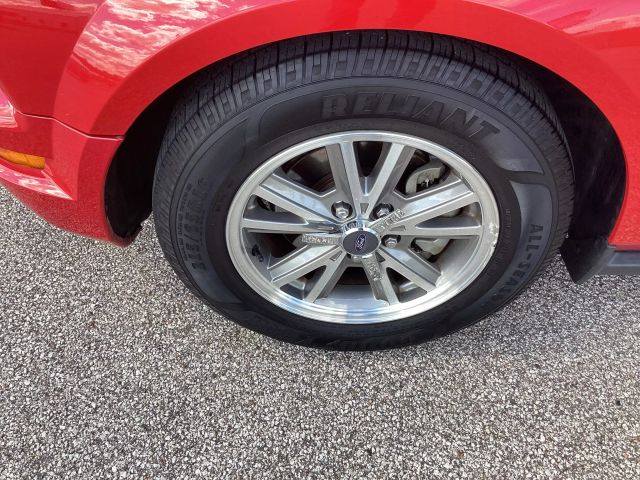 2005 FORD MUSTANG CONVERTIBLE RED AUTOMATIC - Interstate Auto Sales