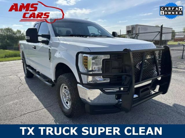 2019 Ford F250 Super Duty Super Cab - Image 3