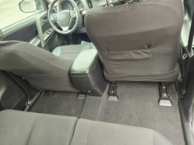 2018 Toyota Rav4 - Image 33