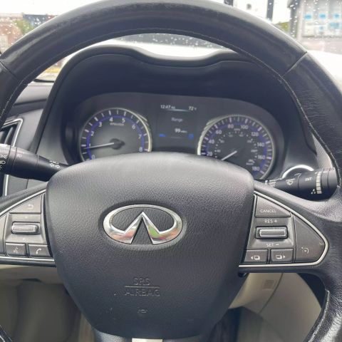 2015 Infiniti Q50 3.7 Premium Sedan 4d - Image 30