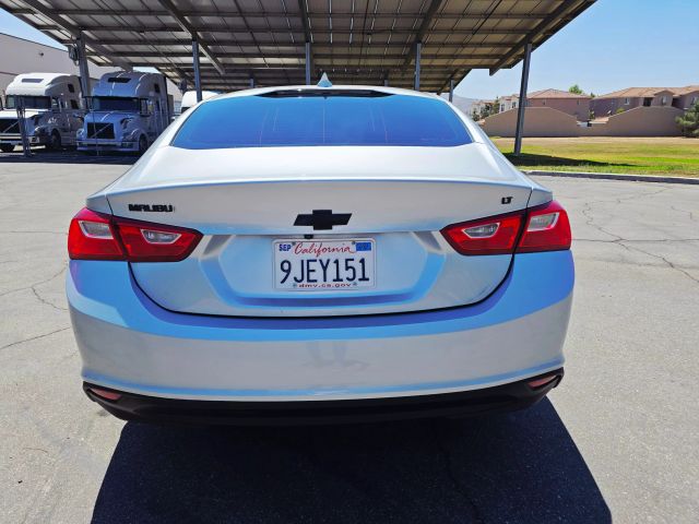 2018 Chevrolet Malibu - Image 7