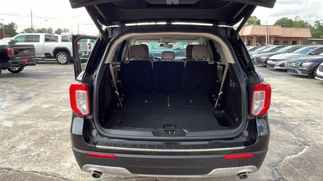 2021 Ford Explorer - Image 32