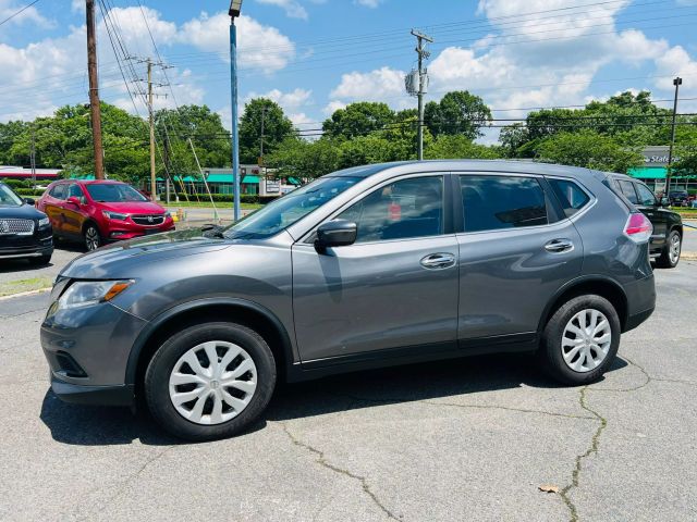 2015 Nissan Rogue - Image 2