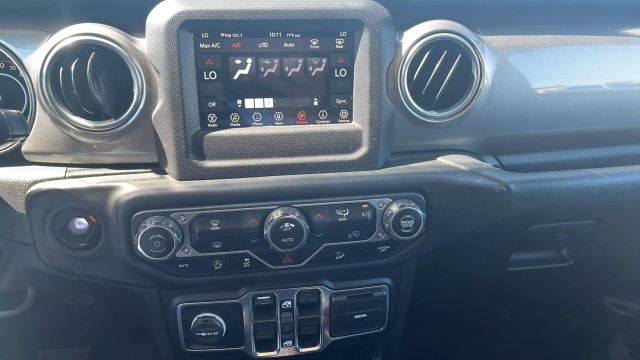 2020 Jeep Wrangler Unlimited - Image 19