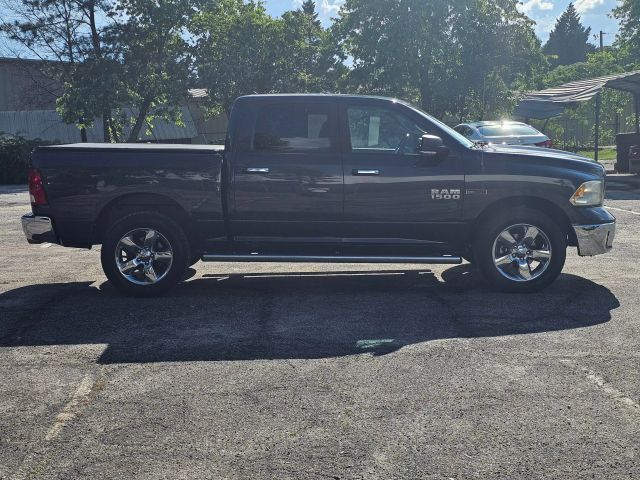 2015 Ram 1500 Crew Cab - Image 4