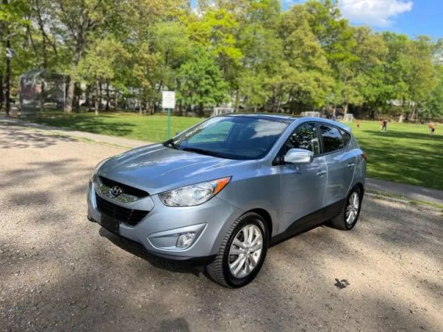 2011 Hyundai Tucson Limited Sport Utility 4d - Image 5