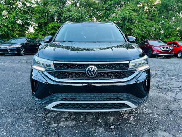 2023 Volkswagen Taos - Image 12