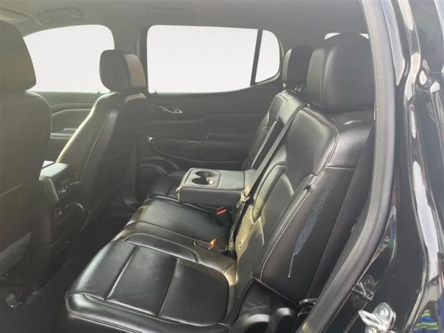 2023 Gmc Acadia - Image 13