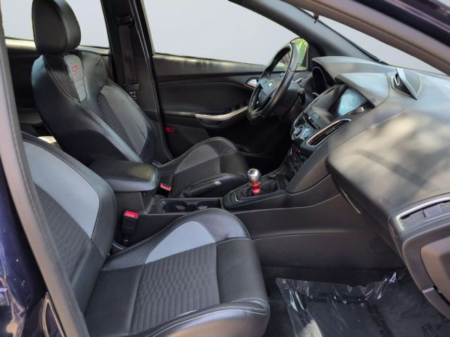 2016 Ford Focus - Image 15