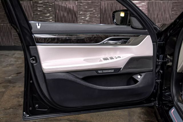 2018 Bmw 7 Series 750i Xdrive Sedan 4d - Image 39