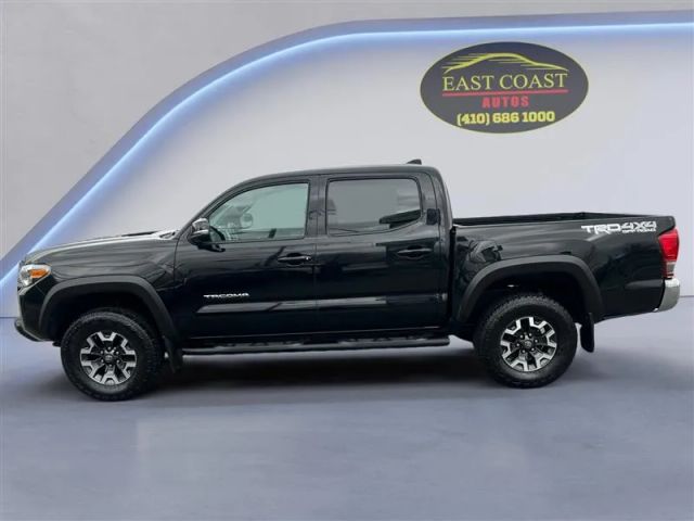 2017 Toyota Tacoma Double Cab - Image 2