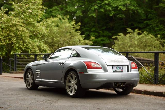 2005 Chrysler Crossfire - Image 3