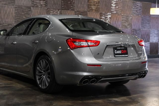 2018 Maserati Ghibli S Granlusso Sedan 4d - Image 14