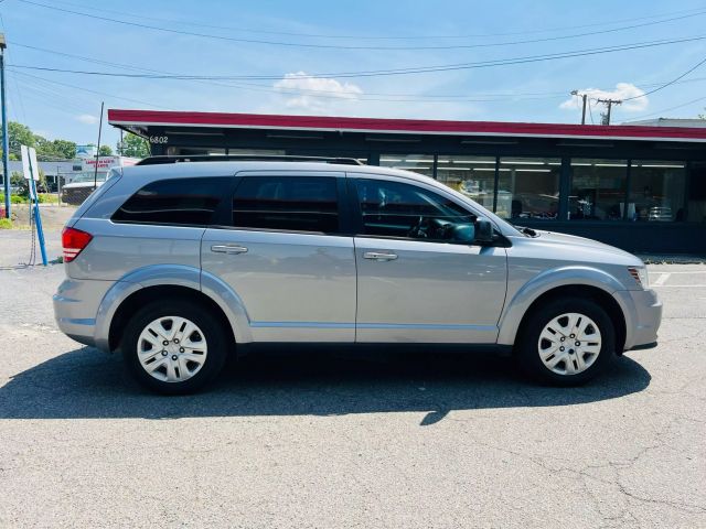 2018 Dodge Journey - Image 4