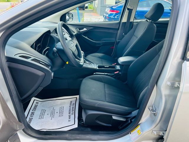 2016 Ford Focus - Image 18