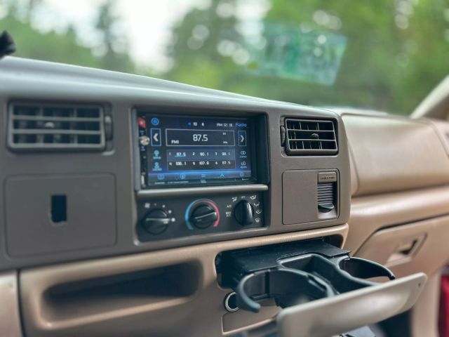 1999 Ford F350 Super Duty Crew Cab - Image 7