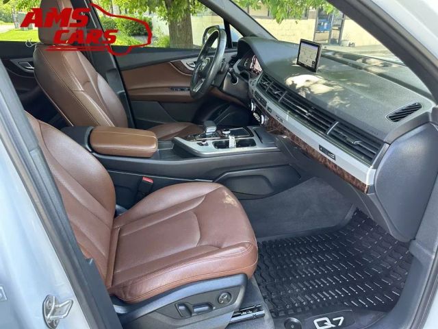 2019 Audi Q7 - Image 19