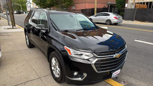 2021 CHEVROLET TRAVERSE SUV V6, 3.6 LITER LT SPORT UTILITY 4D