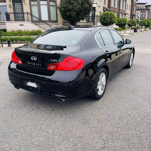 2013 Infiniti G37x Sedan 4d - Image 11