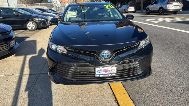 2020 TOYOTA CAMRY HYBRID SEDAN 4-CYL, HYBRID, 2.5 LITER LE SEDAN 4D