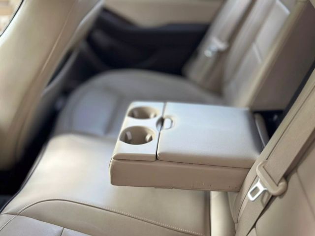 2013 Chevrolet Malibu - Image 9