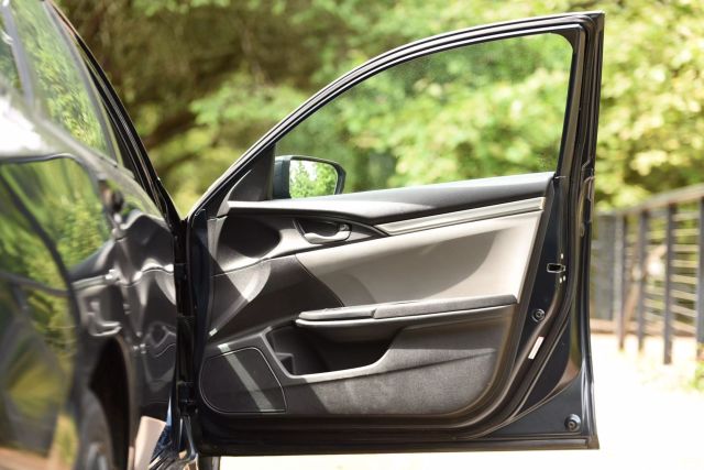 2017 Honda Civic - Image 15