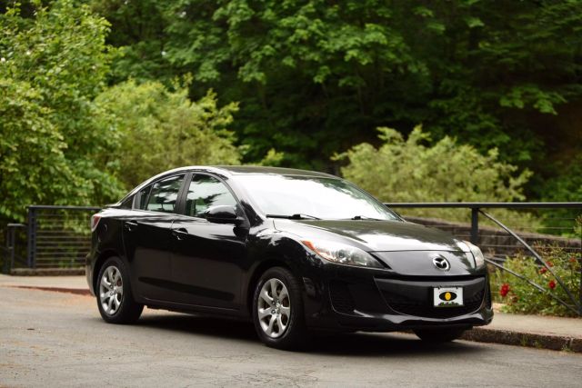 2012 Mazda Mazda3 - Image 14
