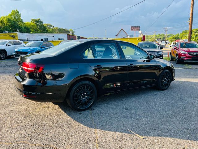 2017 Volkswagen Jetta - Image 9