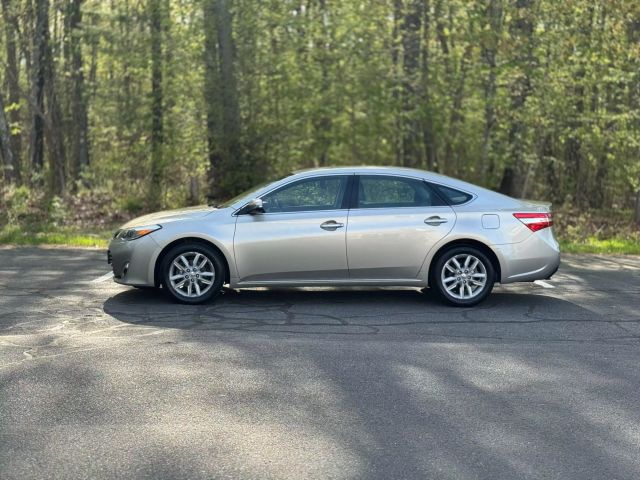 2013 Toyota Avalon Xle Sedan 4d - Image 9