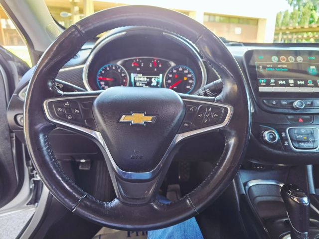 2018 Chevrolet Malibu - Image 17
