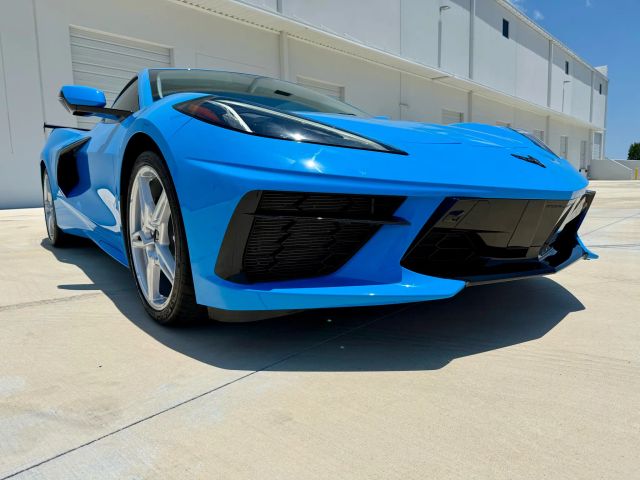 2020 Chevrolet Corvette - Image 2