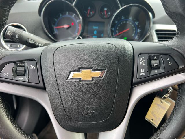 2011 Chevrolet Cruze - Image 22