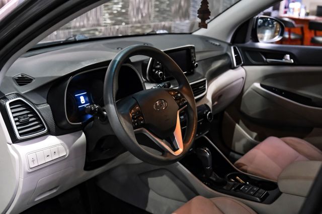 2020 Hyundai Tucson Se Sport Utility 4d - Image 3