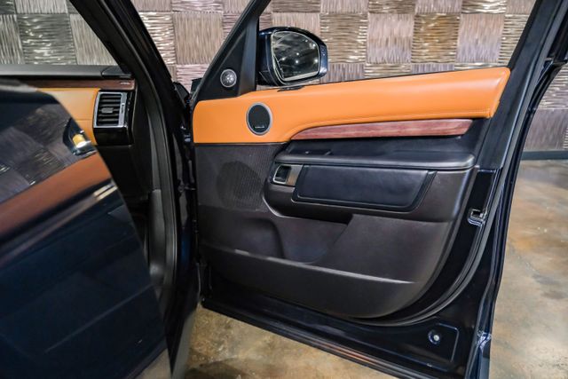 2019 Land Rover Discovery Hse Luxury Sport Utility 4d - Image 40