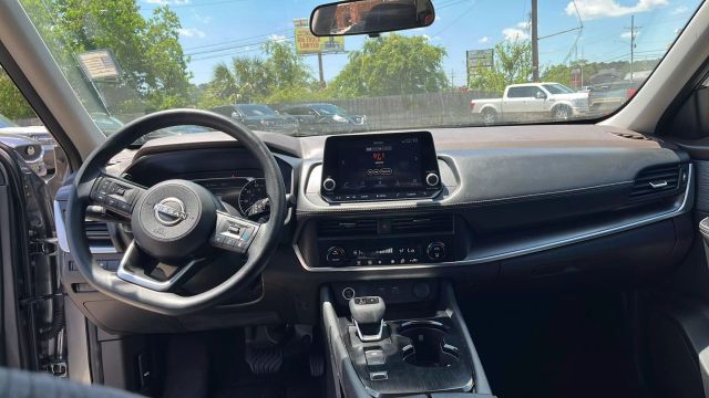 2023 Nissan Rogue - Image 26