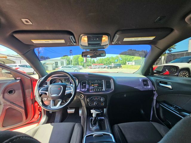 2018 Dodge Charger - Image 13