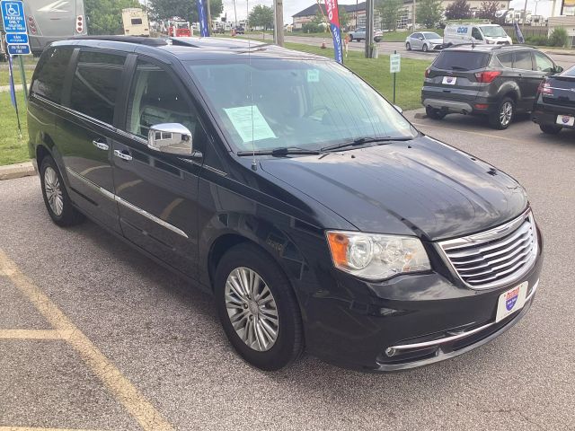 2016 CHRYSLER TOWN & COUNTRY VAN BLACK AUTOMATIC - Interstate Auto Sales