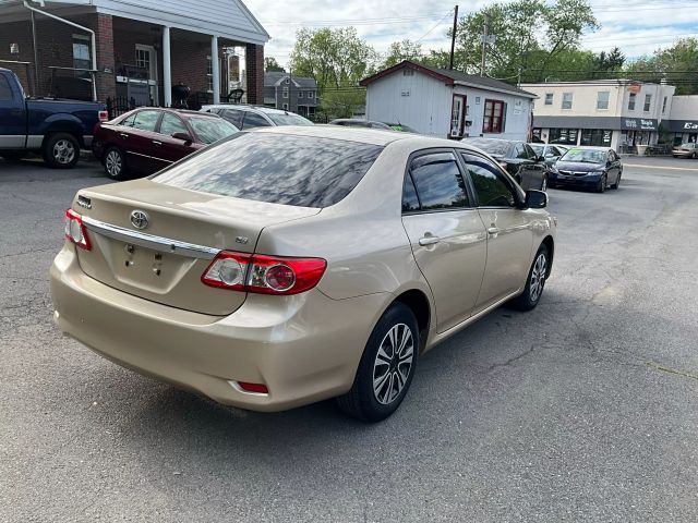 2011 Toyota Corolla - Image 6