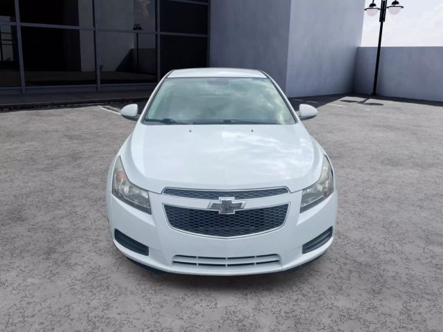 2014 Chevrolet Cruze - Image 8