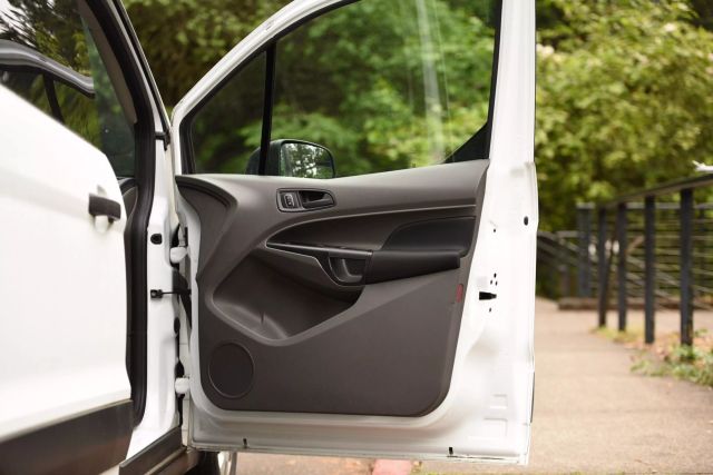 2019 Ford Transit Connect Cargo - Image 19